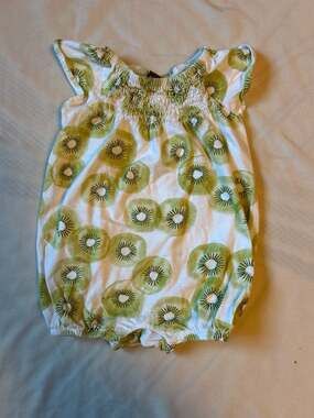 Tea; Kiwi One Piece Outfit 3-6 Months
